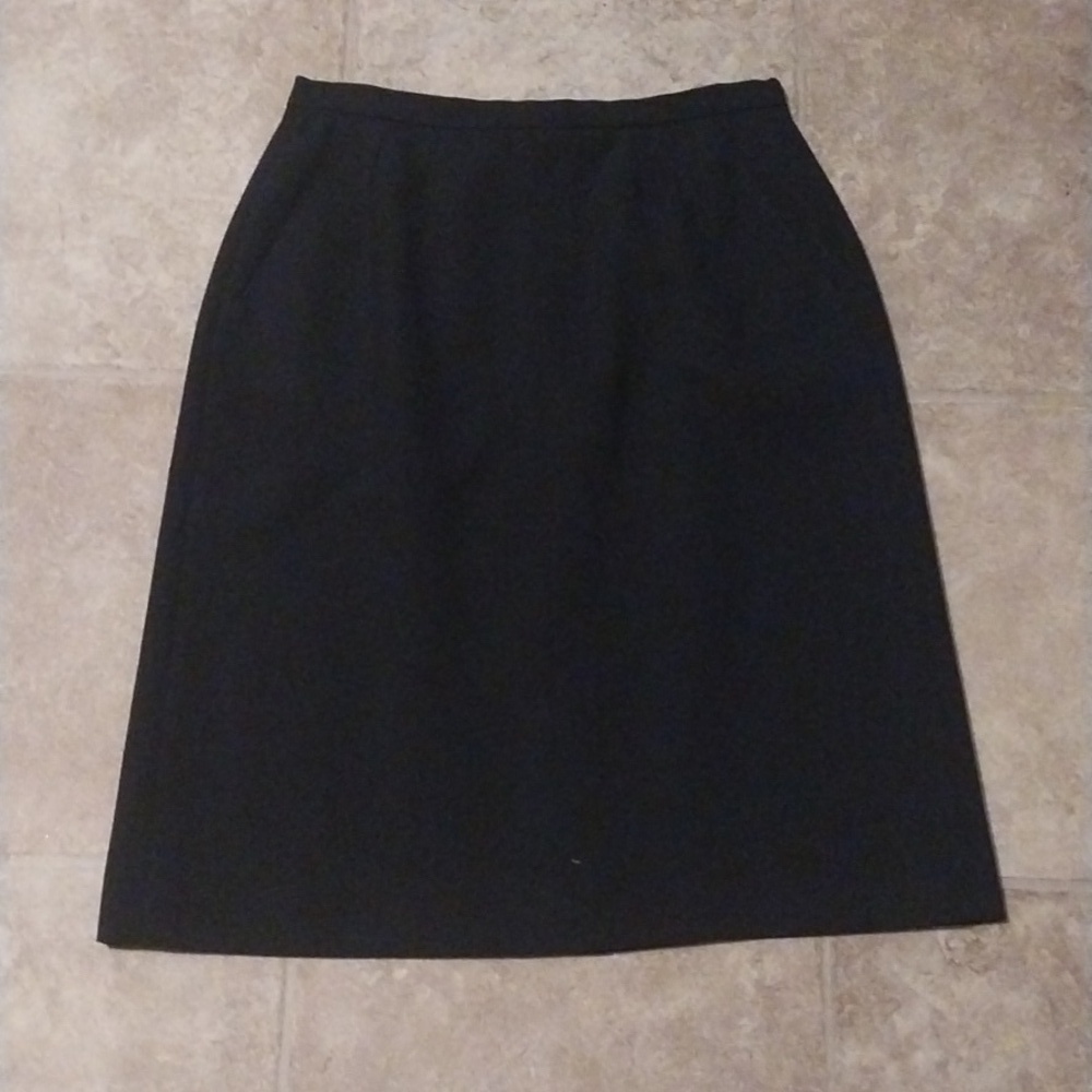 Nordstom Cricketeer Navy Wool Skirt, Size 8 Fully Lined, Vented